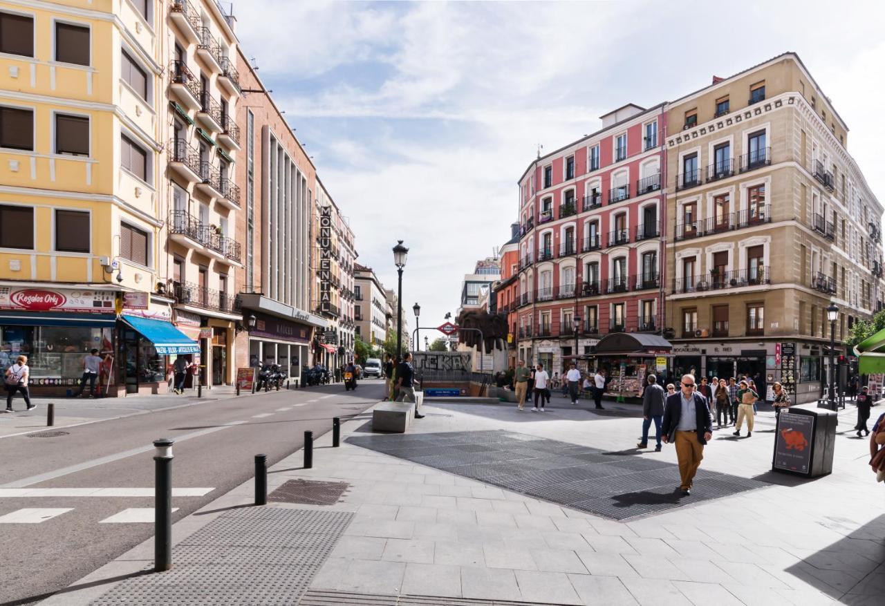 Hostal Evoke Madrid Bagian luar foto