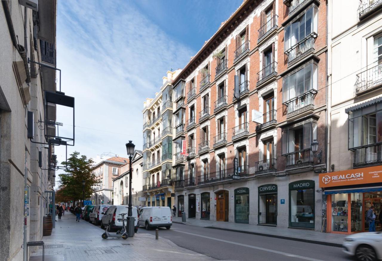 Hostal Evoke Madrid Bagian luar foto