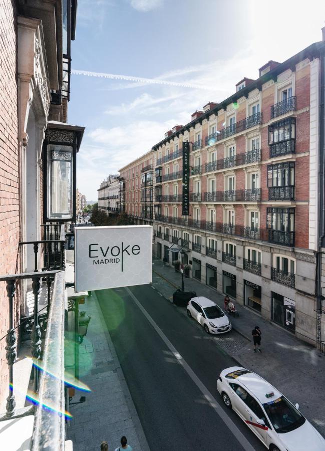 Hostal Evoke Madrid Bagian luar foto