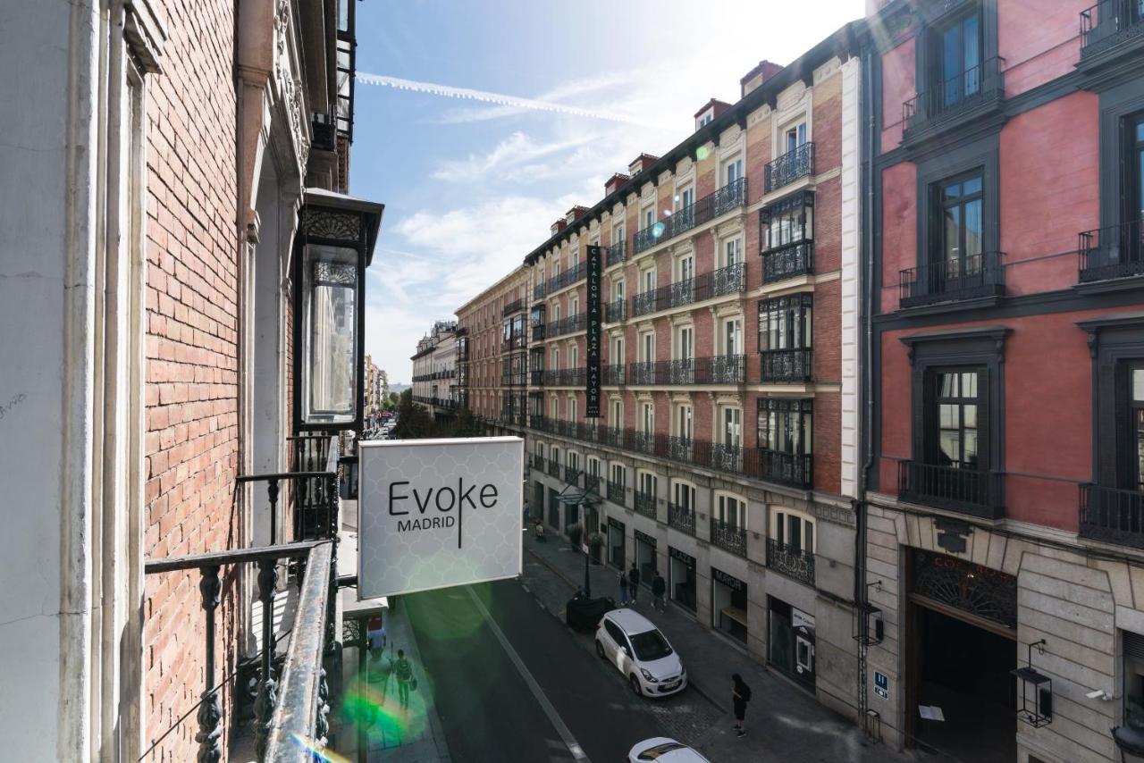 Hostal Evoke Madrid Bagian luar foto