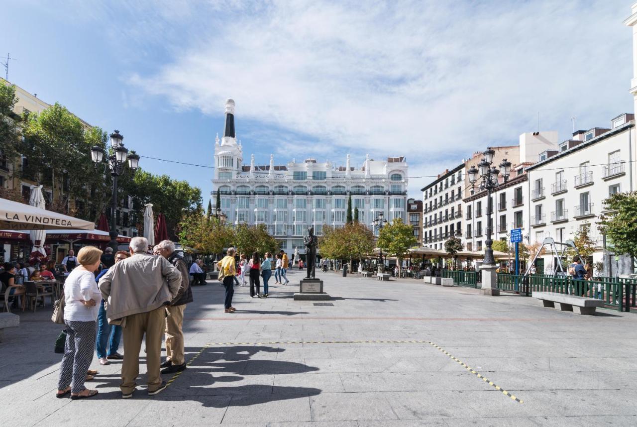 Hostal Evoke Madrid Bagian luar foto