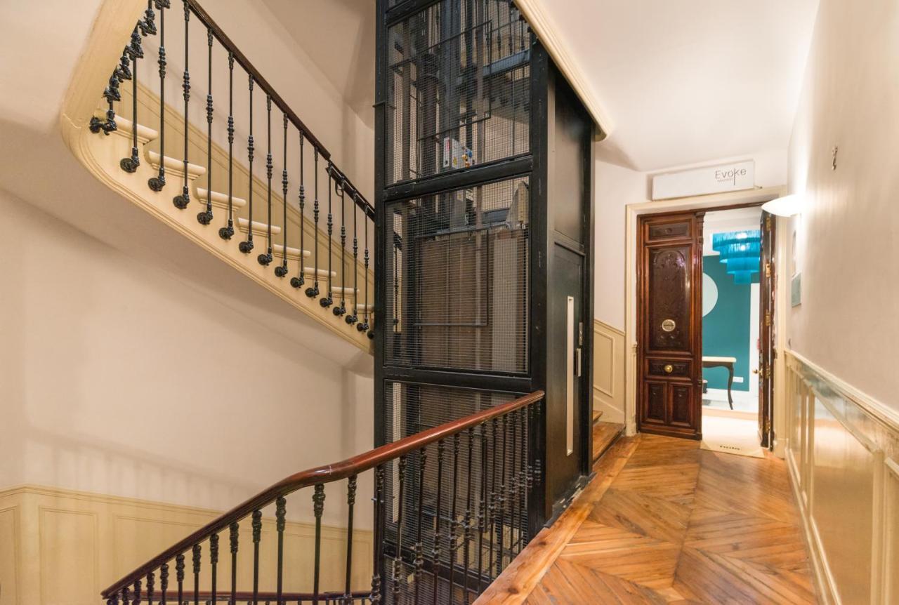 Hostal Evoke Madrid Bagian luar foto