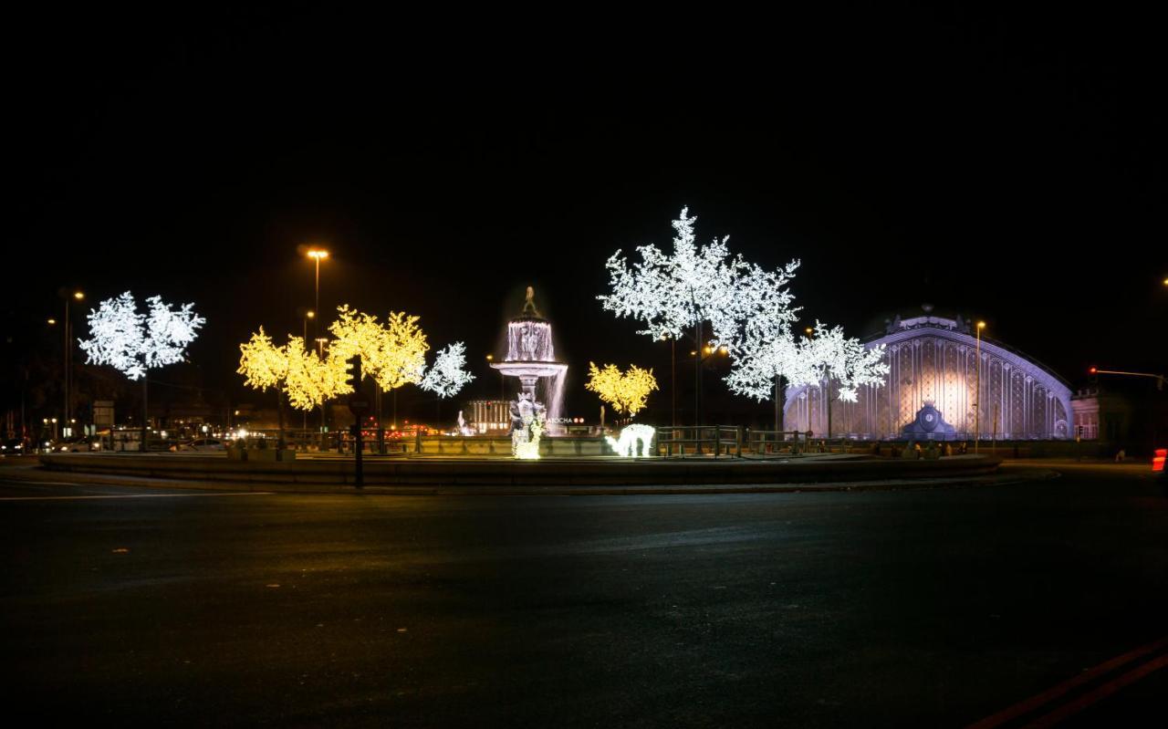 Hostal Evoke Madrid Bagian luar foto