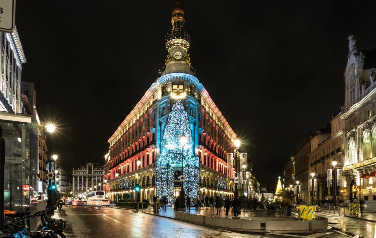 Hostal Evoke Madrid Bagian luar foto