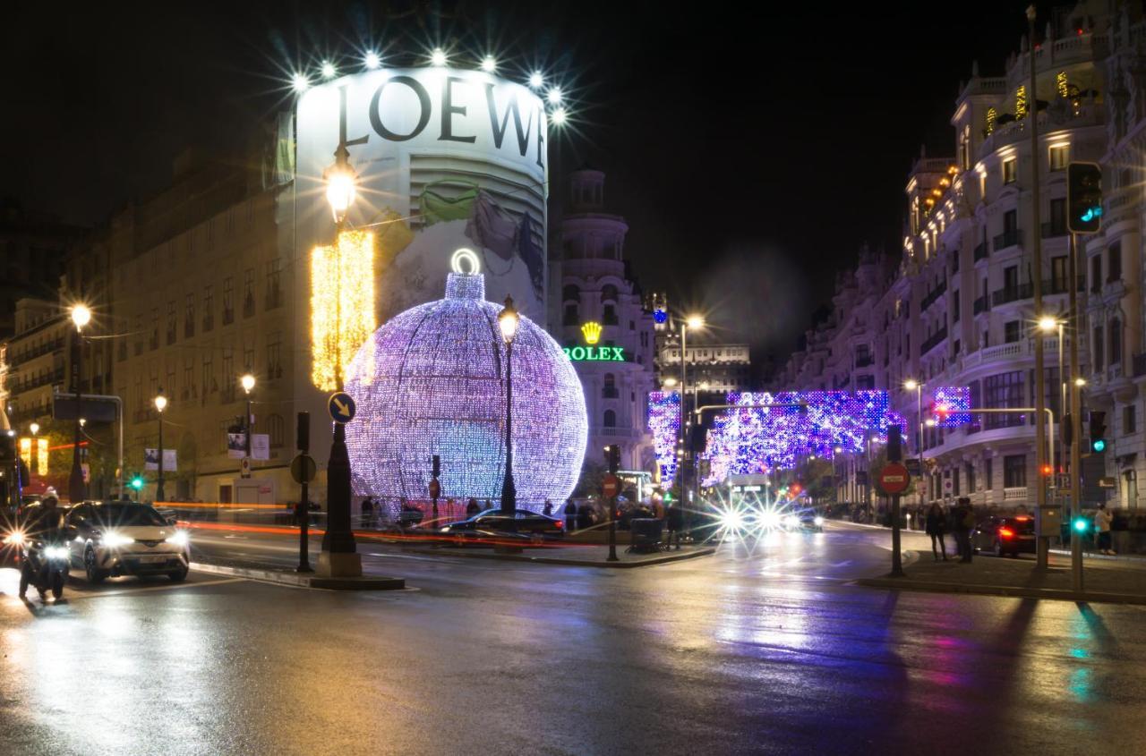 Hostal Evoke Madrid Bagian luar foto